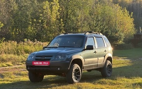 Chevrolet Niva I рестайлинг, 2011 год, 519 500 рублей, 7 фотография