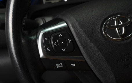 Toyota Camry, 2017 год, 2 870 000 рублей, 16 фотография