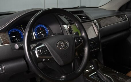Toyota Camry, 2017 год, 2 870 000 рублей, 15 фотография