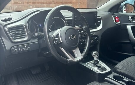 KIA cee'd III, 2020 год, 1 735 000 рублей, 2 фотография