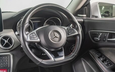 Mercedes-Benz CLA, 2018 год, 1 699 000 рублей, 10 фотография