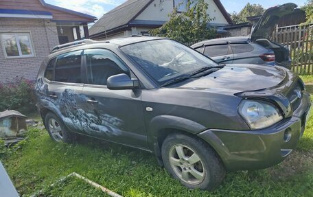 Hyundai Tucson III, 2007 год, 750 000 рублей, 2 фотография