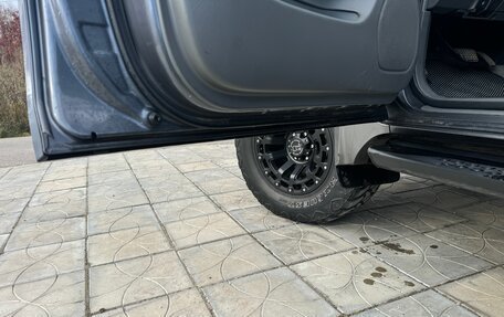 Toyota Land Cruiser Prado 120 рестайлинг, 2008 год, 20 030 000 рублей, 20 фотография