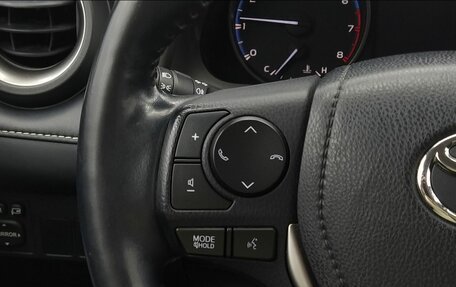 Toyota RAV4, 2018 год, 2 600 000 рублей, 11 фотография