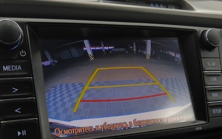 Toyota RAV4, 2018 год, 2 600 000 рублей, 20 фотография