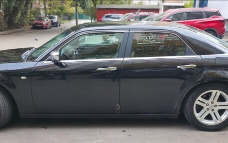 Chrysler 300C II, 2006 год, 750 000 рублей, 6 фотография