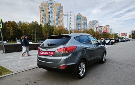 Hyundai ix35 I рестайлинг, 2011 год, 950 000 рублей, 4 фотография