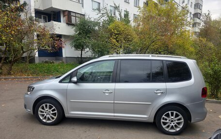 Volkswagen Touran III, 2011 год, 1 100 000 рублей, 3 фотография