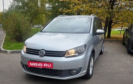 Volkswagen Touran III, 2011 год, 1 100 000 рублей, 5 фотография
