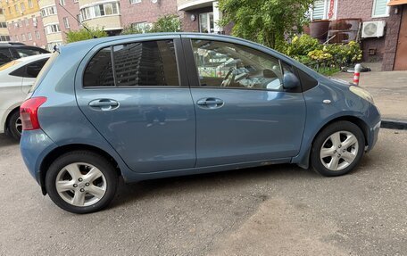 Toyota Yaris III рестайлинг, 2008 год, 450 000 рублей, 3 фотография