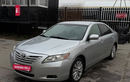 Toyota Camry, 2007 год, 750 000 рублей, 2 фотография