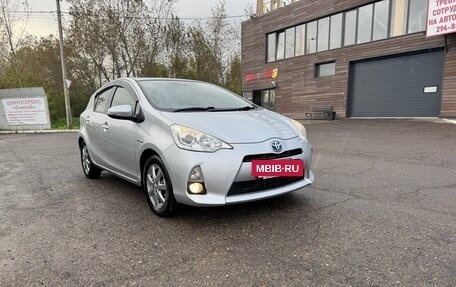 Toyota Aqua I, 2013 год, 799 000 рублей, 6 фотография