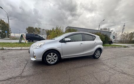 Toyota Aqua I, 2013 год, 799 000 рублей, 7 фотография