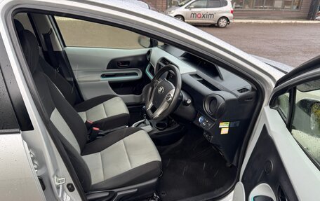 Toyota Aqua I, 2013 год, 799 000 рублей, 13 фотография