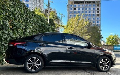 Hyundai Solaris II рестайлинг, 2020 год, 1 460 000 рублей, 3 фотография