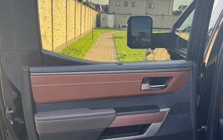 Toyota Tundra, 2023 год, 10 000 000 рублей, 12 фотография