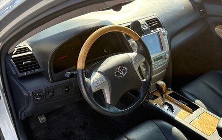 Toyota Camry, 2006 год, 1 900 000 рублей, 21 фотография