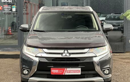 Mitsubishi Outlander III рестайлинг 3, 2016 год, 1 850 000 рублей, 3 фотография