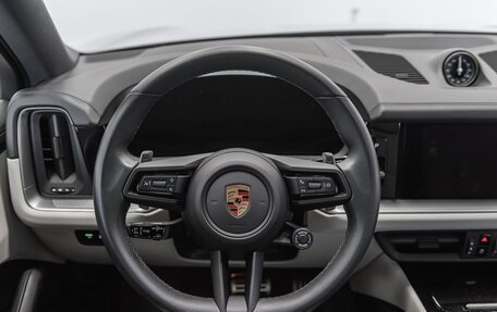Porsche Cayenne III, 2024 год, 17 900 000 рублей, 17 фотография