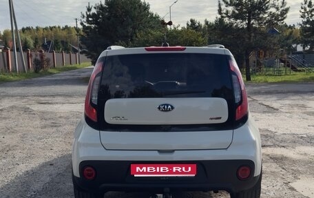 KIA Soul II рестайлинг, 2017 год, 1 500 000 рублей, 6 фотография