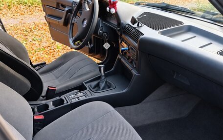 BMW 5 серия, 1989 год, 420 000 рублей, 12 фотография