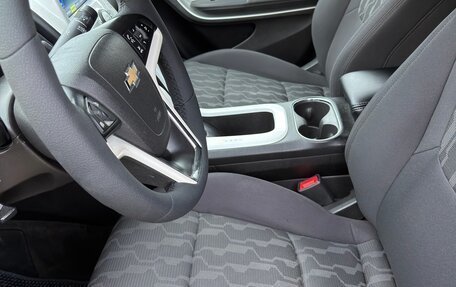 Chevrolet Volt I, 2013 год, 1 095 000 рублей, 23 фотография