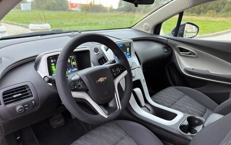 Chevrolet Volt I, 2013 год, 1 095 000 рублей, 21 фотография