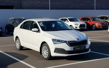 Skoda Rapid II, 2021 год, 1 399 000 рублей, 2 фотография