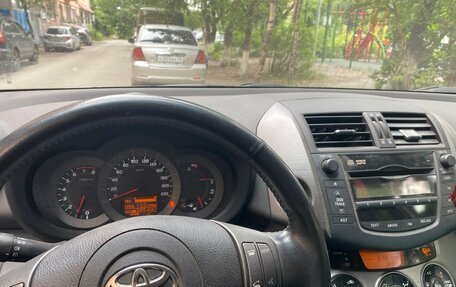 Toyota RAV4, 2011 год, 1 350 000 рублей, 1 фотография