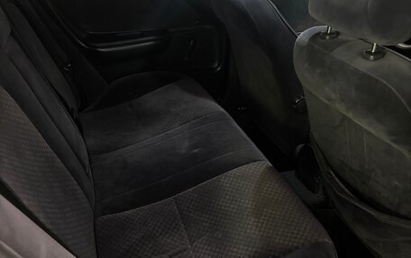 Toyota Avensis III рестайлинг, 2002 год, 375 000 рублей, 7 фотография