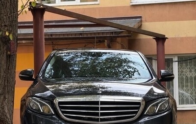 Mercedes-Benz E-Класс, 2019 год, 1 800 000 рублей, 1 фотография