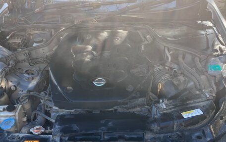 Nissan Skyline, 2003 год, 375 000 рублей, 3 фотография