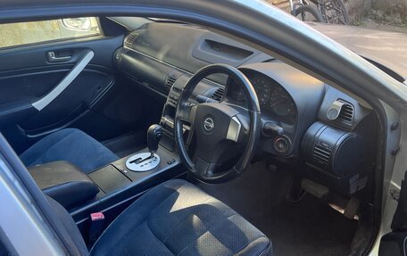 Nissan Skyline, 2003 год, 375 000 рублей, 9 фотография