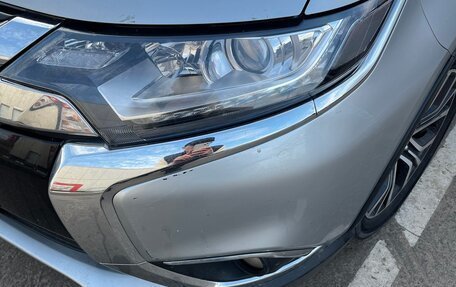 Mitsubishi Outlander III рестайлинг 3, 2017 год, 2 100 000 рублей, 9 фотография