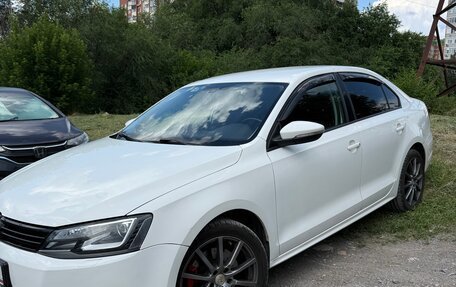 Volkswagen Jetta VI, 2013 год, 1 200 000 рублей, 3 фотография