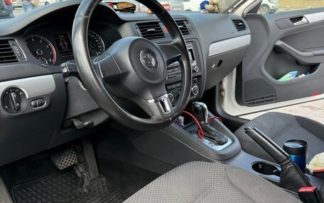 Volkswagen Jetta VI, 2013 год, 1 200 000 рублей, 11 фотография