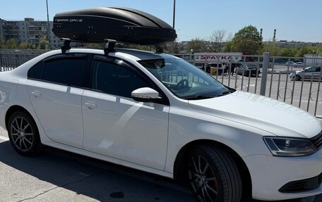 Volkswagen Jetta VI, 2013 год, 1 200 000 рублей, 20 фотография