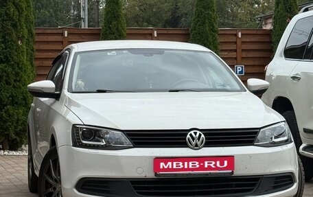 Volkswagen Jetta VI, 2013 год, 1 200 000 рублей, 17 фотография