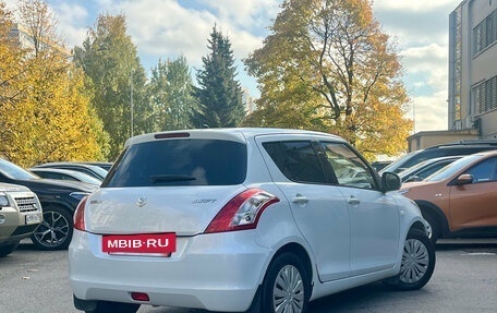 Suzuki Swift IV, 2011 год, 799 000 рублей, 4 фотография
