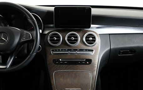 Mercedes-Benz C-Класс, 2016 год, 1 900 000 рублей, 15 фотография