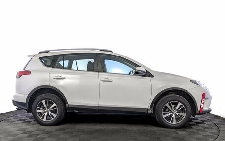 Toyota RAV4, 2017 год, 2 550 000 рублей, 4 фотография