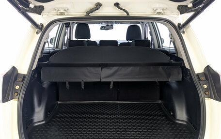 Toyota RAV4, 2017 год, 2 550 000 рублей, 10 фотография