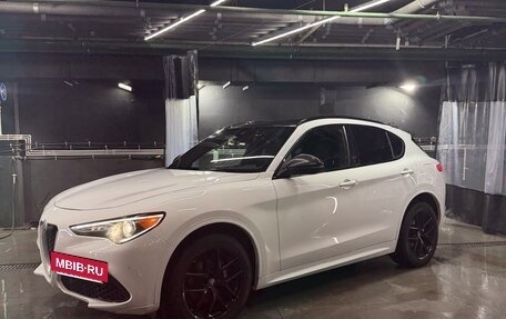 Alfa Romeo Stelvio, 2020 год, 3 100 000 рублей, 2 фотография