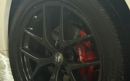 Alfa Romeo Stelvio, 2020 год, 3 100 000 рублей, 15 фотография