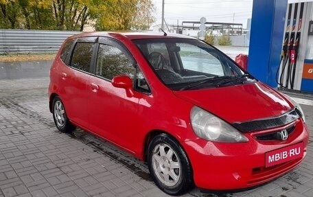 Honda Fit III, 2003 год, 300 000 рублей, 1 фотография