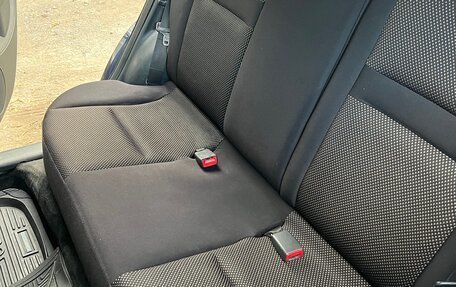 Toyota Ist II, 2002 год, 500 000 рублей, 14 фотография