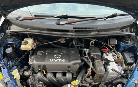 Toyota Ist II, 2002 год, 500 000 рублей, 23 фотография