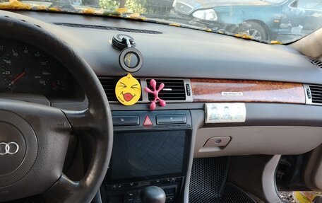 Audi A6, 1999 год, 335 000 рублей, 16 фотография