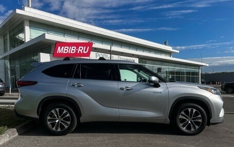 Toyota Highlander, 2020 год, 4 790 000 рублей, 4 фотография