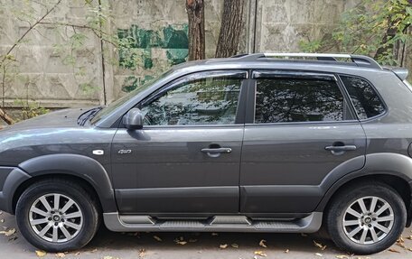 Hyundai Tucson III, 2007 год, 670 000 рублей, 2 фотография